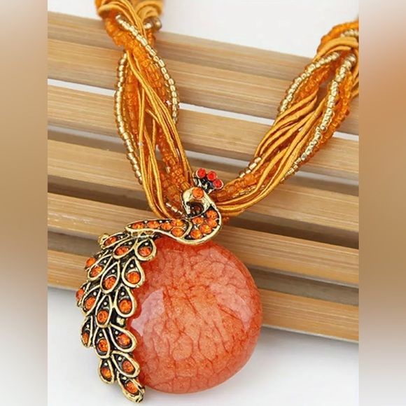 Bohemian Style Retro Leaf Peacock Gemstone Pendant Necklace - Picture 1 of 1
